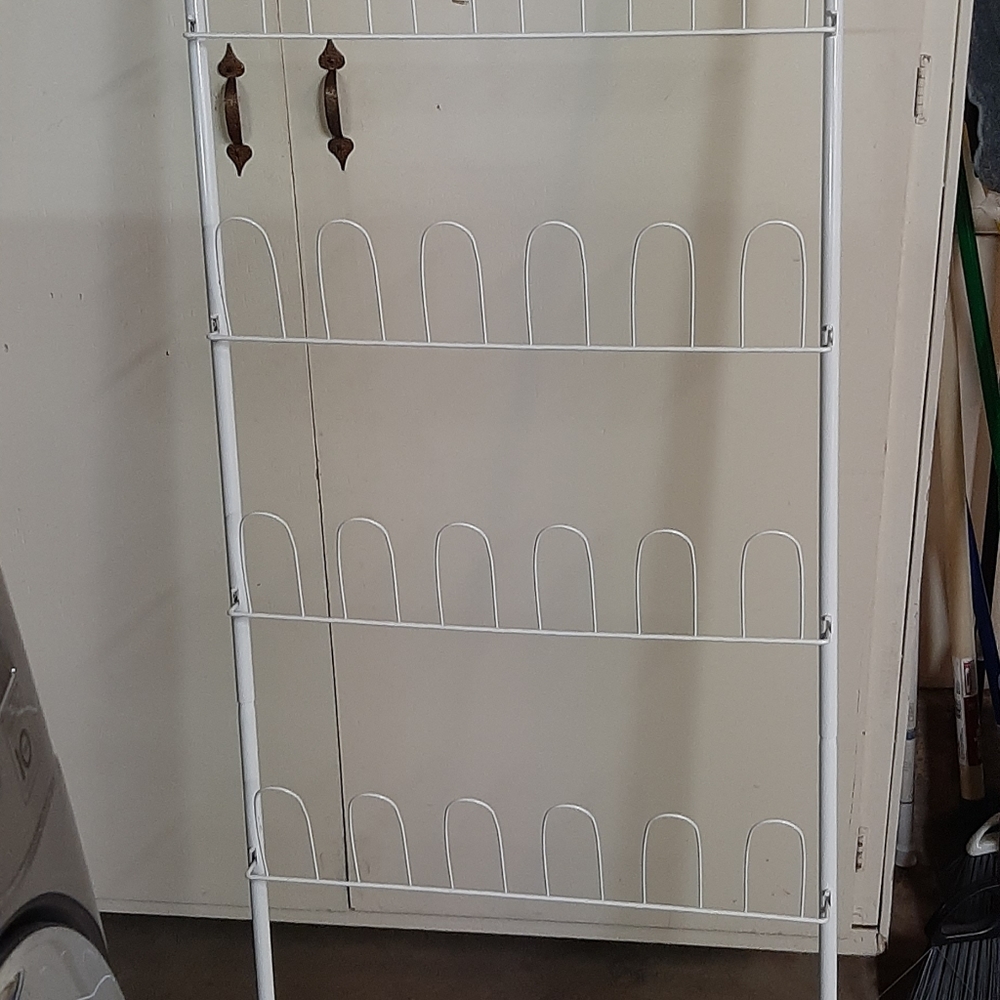 OVER THE DOOR SHOE RACK.